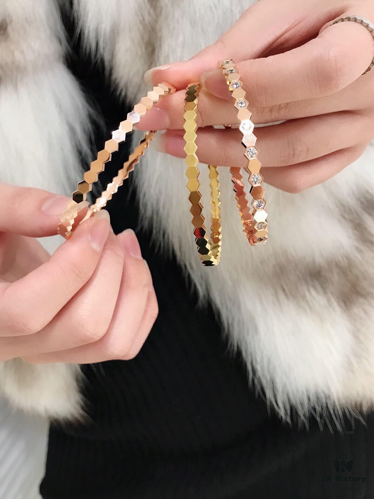 Unparalleled Beauty 💓 Elegant and Exquisite Design Perfect for Layering