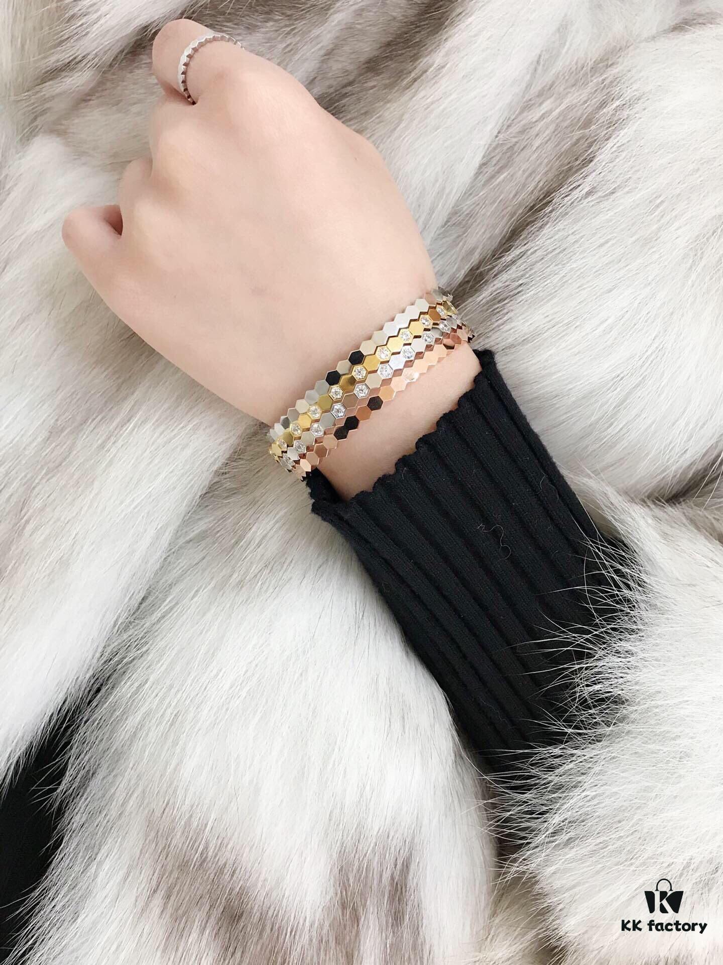 Unparalleled Beauty 💓 Elegant and Exquisite Design Perfect for Layering