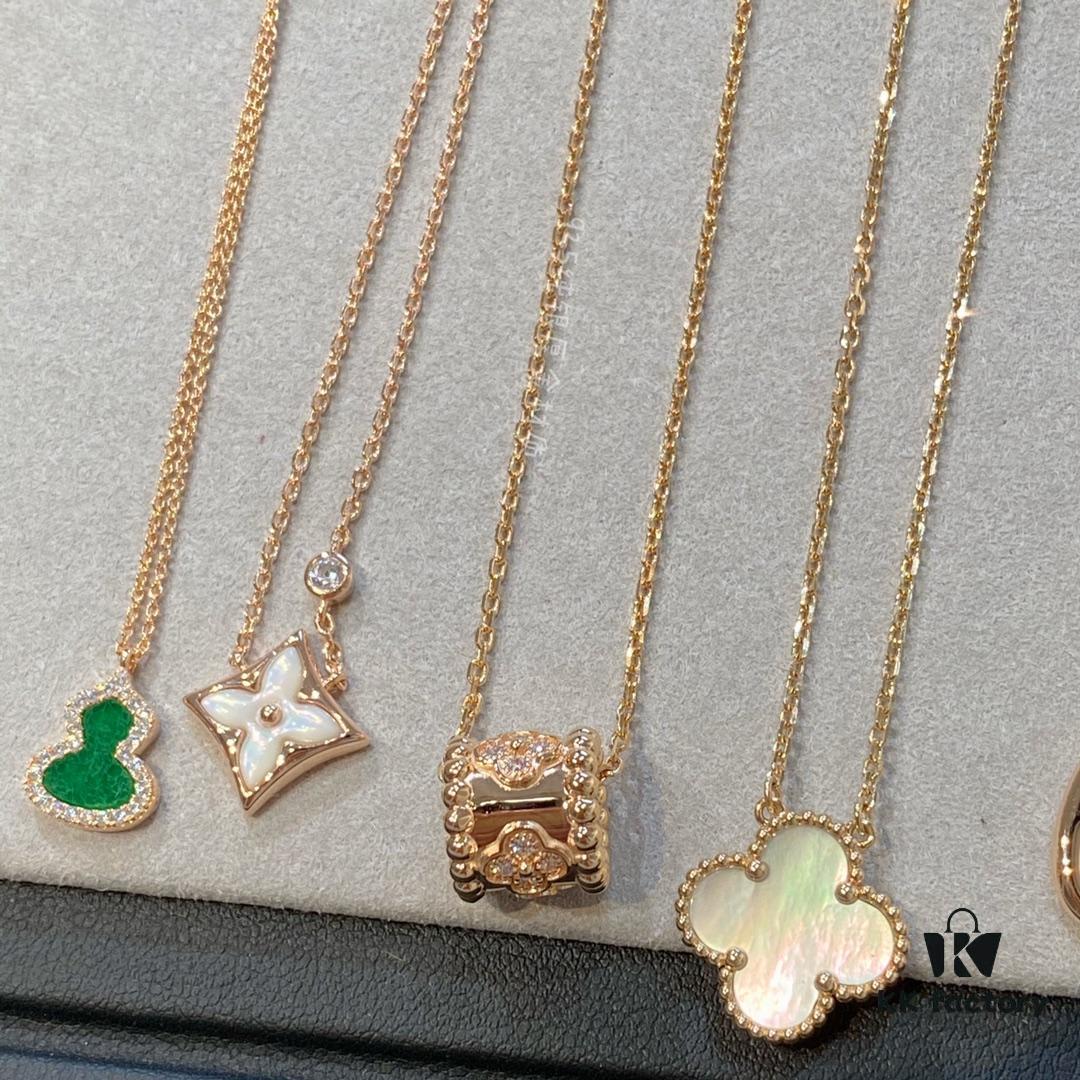 Exquisitely Crafted, Hand-Set Jewelry Technique