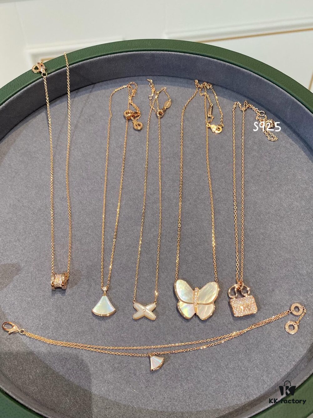 Serve up some bling bling 😁