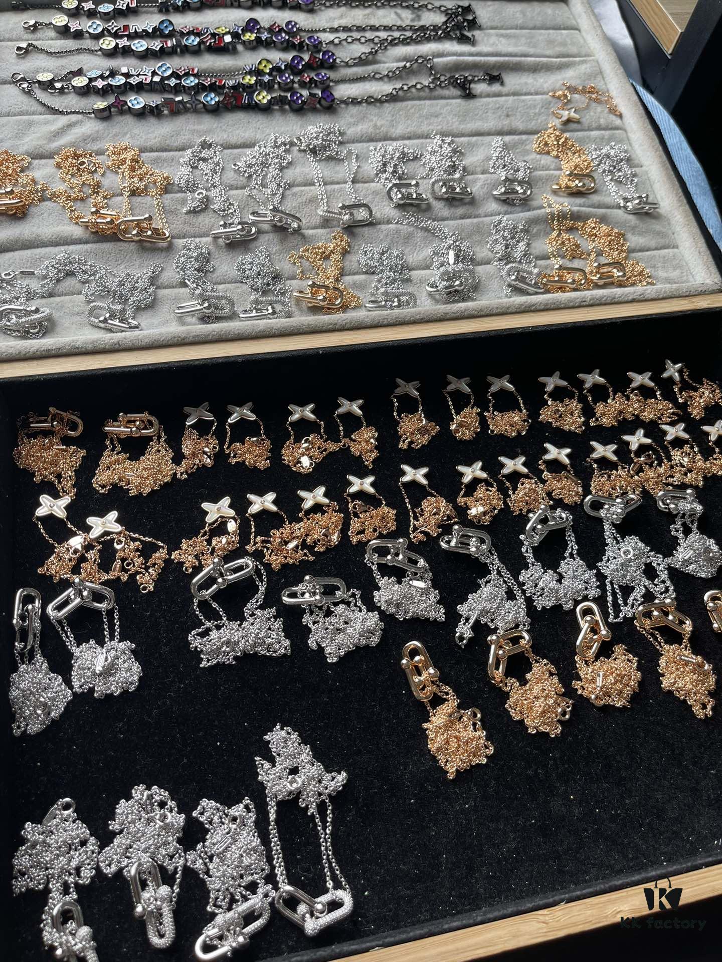 Shangmei Cross Necklace