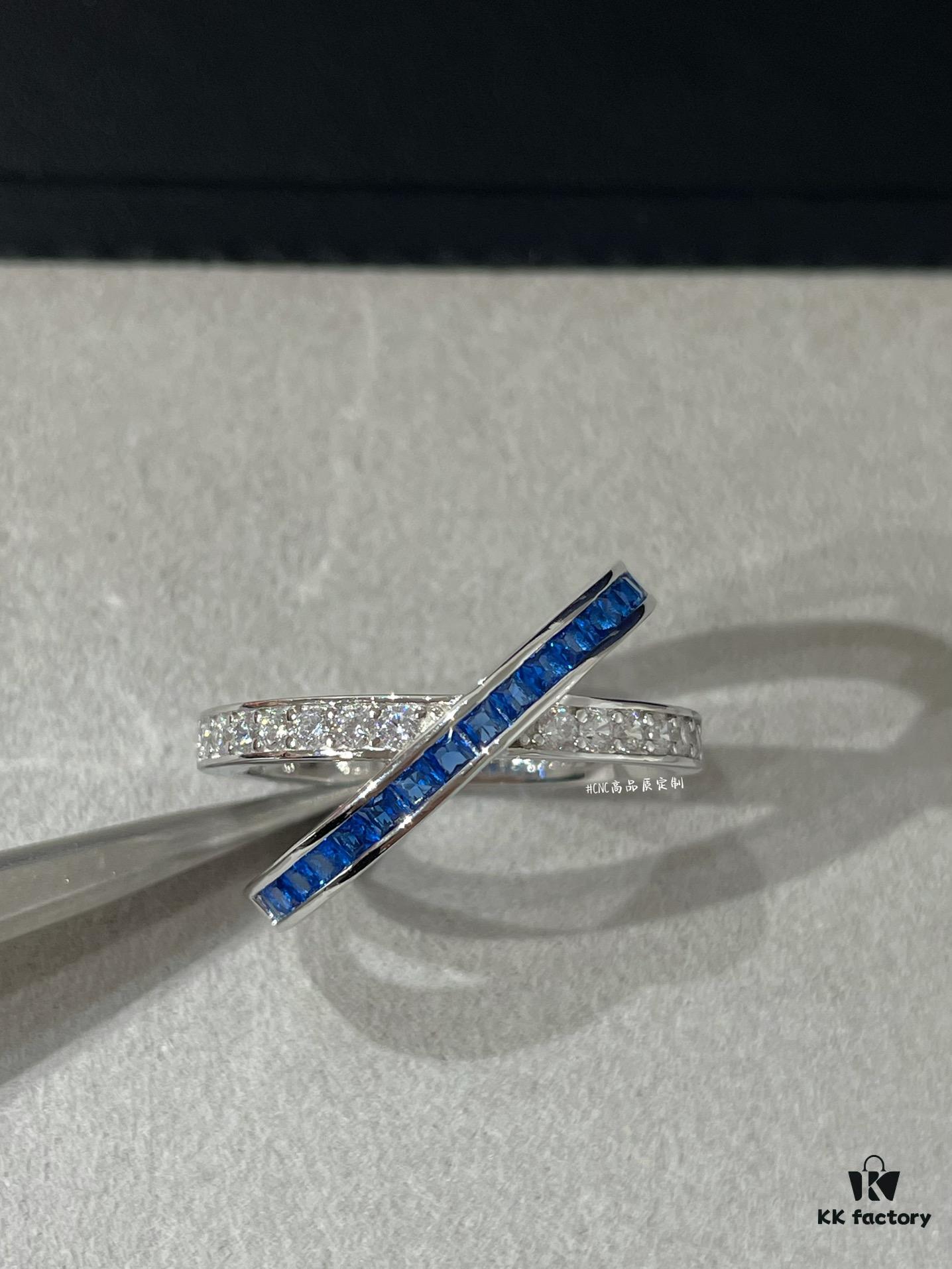 CHAUMET Paris Jeux de Liens Harmony Sapphire Cross Ring, Latest Design, Eye-Catching and Skin-Brightening Color