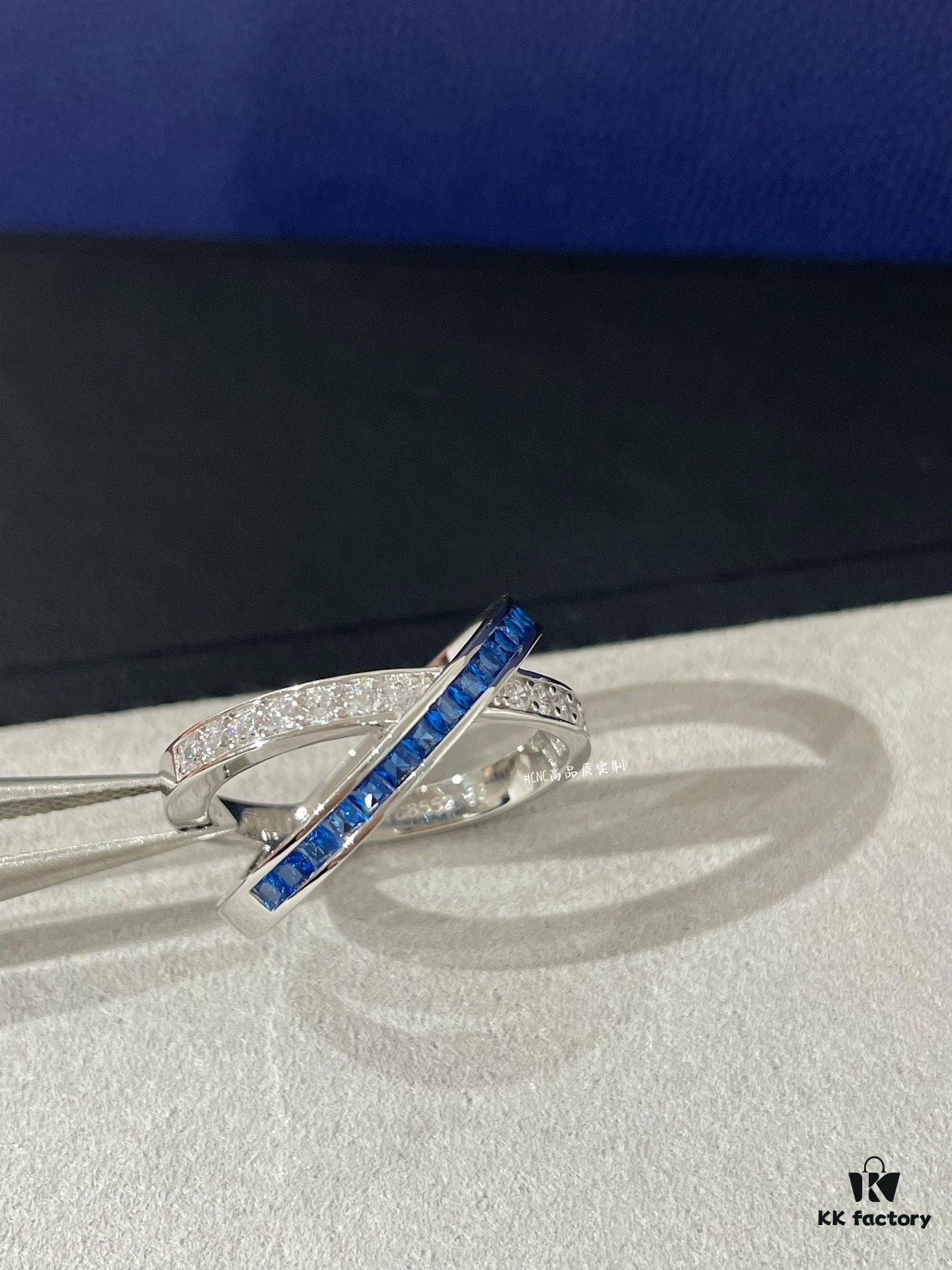 CHAUMET Paris Jeux de Liens Harmony Sapphire Cross Ring, Latest Design, Eye-Catching and Skin-Brightening Color