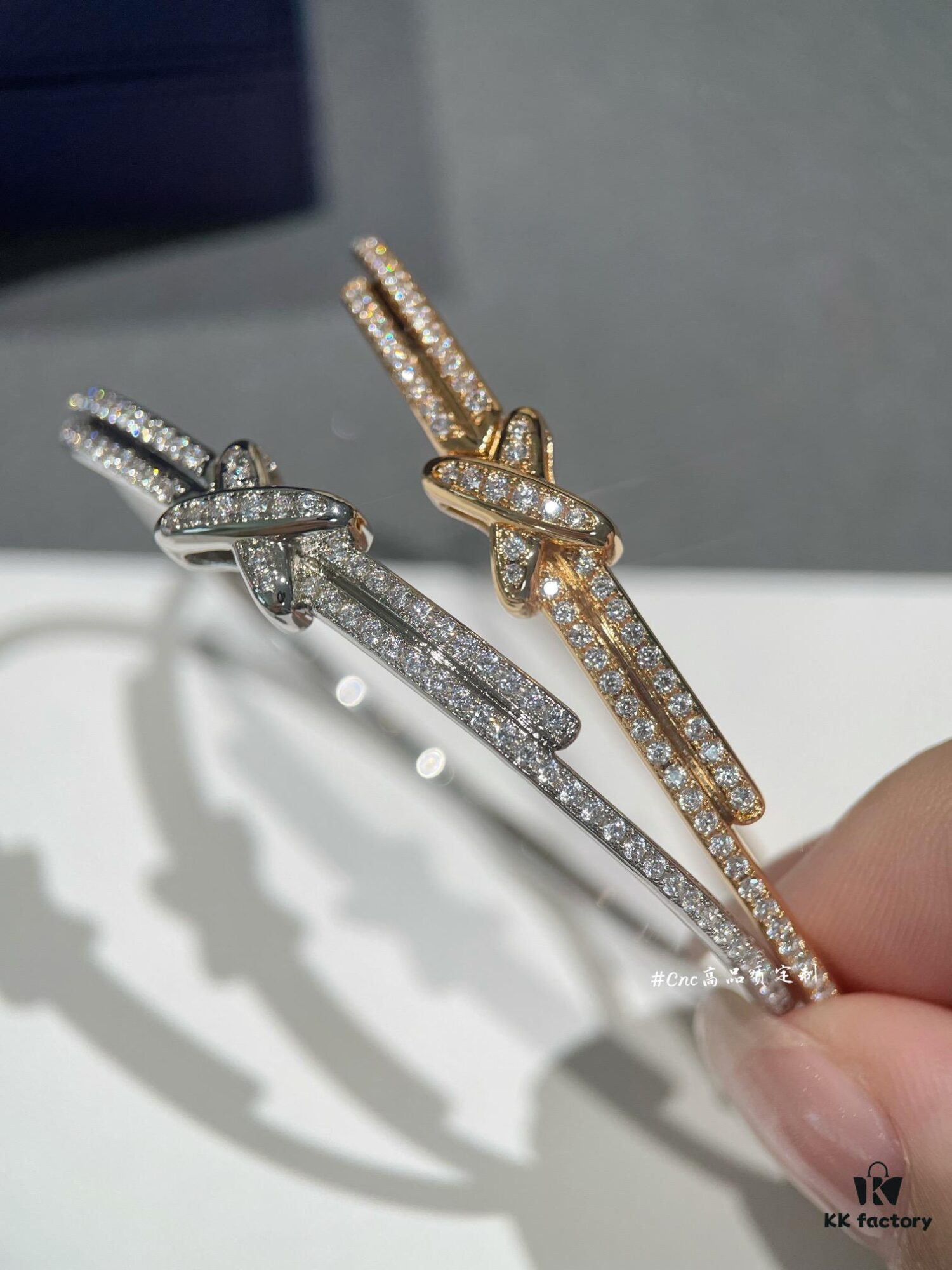 CHAUMET Jeux de Liens Harmony Full Diamond Bracelet in Rose Gold and White Gold