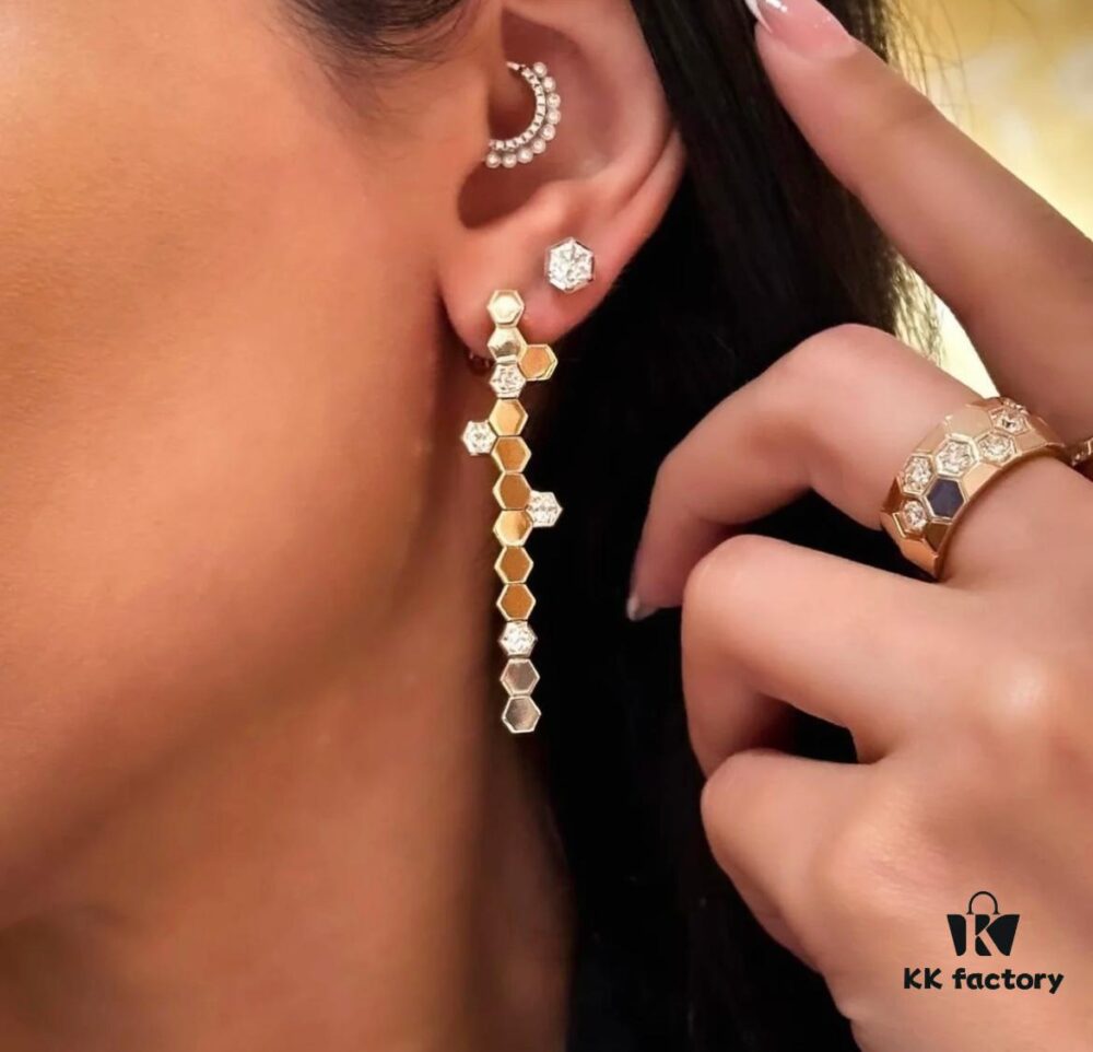 Shangmei Wide Honeycomb Ring 💍, High-End Custom Design ✨ Inspired by Bee My Love, Recreating the Symbol of Honeycomb Love, Wearing Affection Close to Heart, Building a Shared Nest of Love 👫, Exceptionally Sparkling  ️