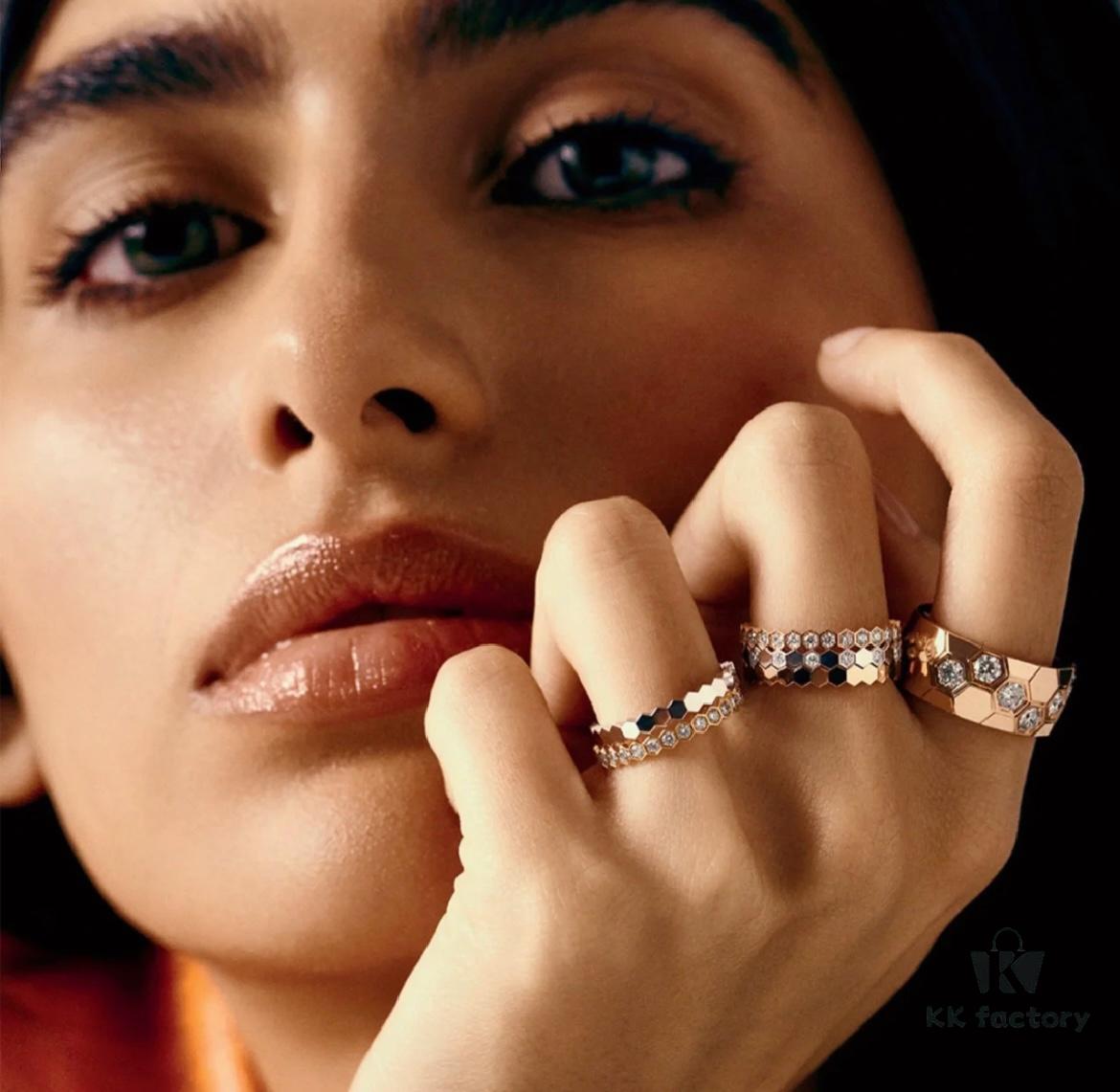 Shangmei Wide Honeycomb Ring 💍, High-End Custom Design ✨ Inspired by Bee My Love, Recreating the Symbol of Honeycomb Love, Wearing Affection Close to Heart, Building a Shared Nest of Love 👫, Exceptionally Sparkling  ️