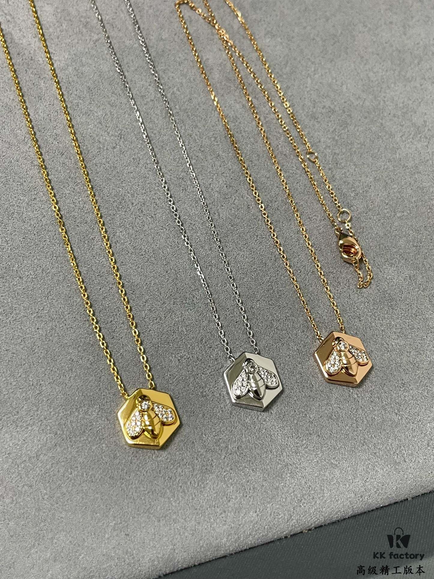 Chaumet Bee My Love Badge Necklace with Brilliant-Cut Diamonds