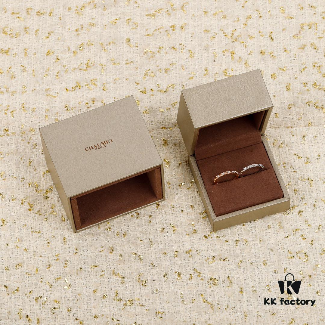 Xuan Aifangdeng Eight-Diamond Ring, an Overlooked Treasure with Timeless French Elegance