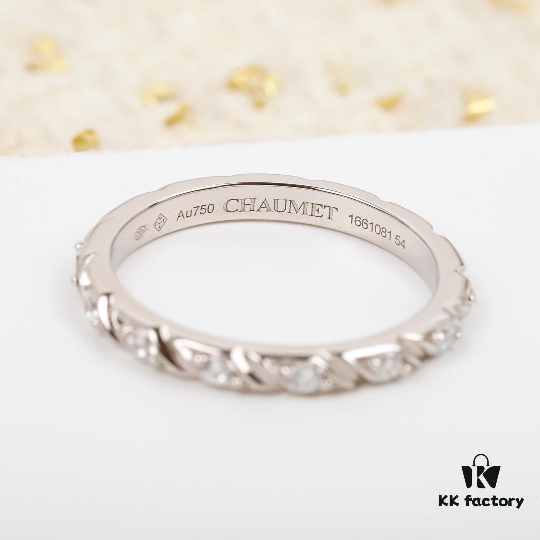 Xuan Aifangdeng Eight-Diamond Ring, an Overlooked Treasure with Timeless French Elegance