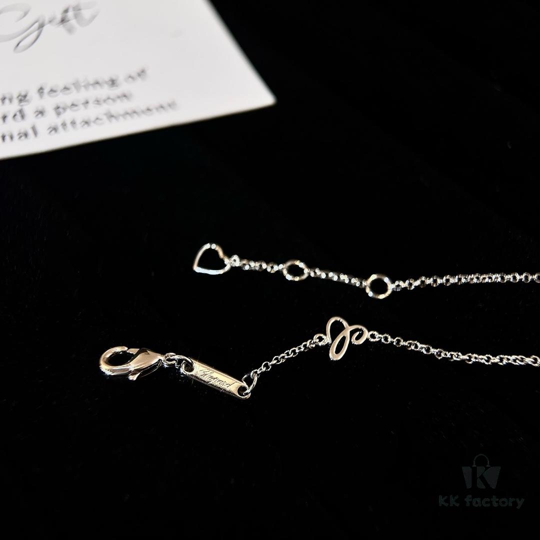 Minimalist Elegance with a Touch of Youthful Charm: Chopard Happy Diamonds Luxury Pendant Necklace