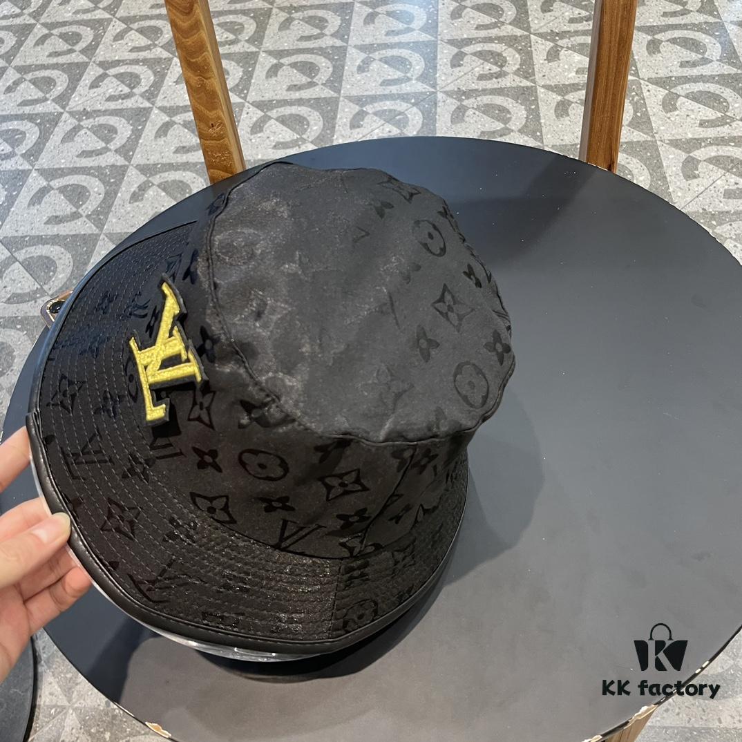 LV Bucket Hat 🧢 New Louis Vuitton Monogram Bucket Hat 🧢 Hot Selling, Versatile Accessory 🥰 Looks Great with Any Outfit, Excellent Quality 👍 Fashionable and Matchable Bucket Hat, Baseball Cap, Knit Hat