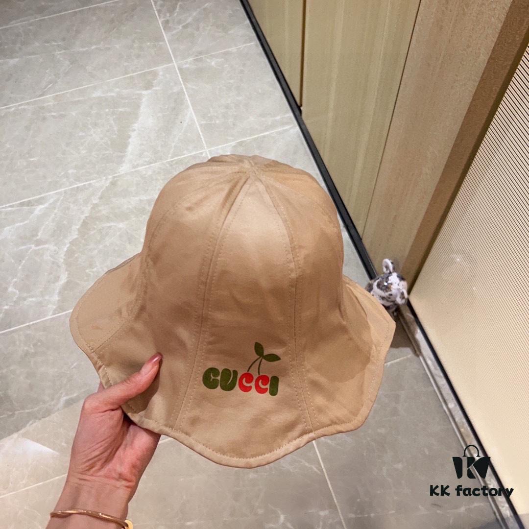 GUCCI Wave-Brim Waterproof Fisherman Hat 2024 Spring/Summer Collection