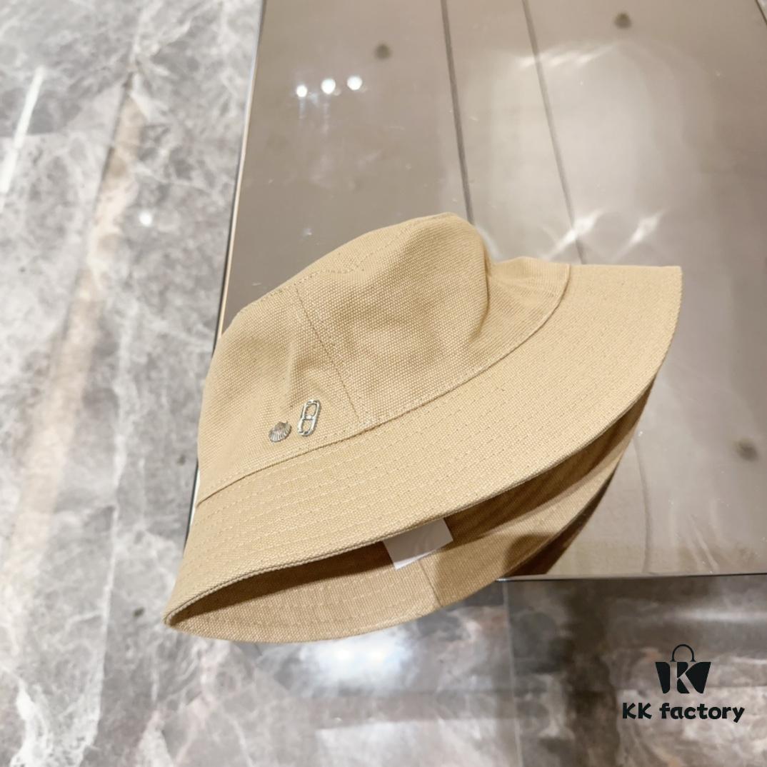 Hermès Autumn New Arrival Minimalist Fisherman Hat, On-Trend Design, Easy to Match, Ready to Ship