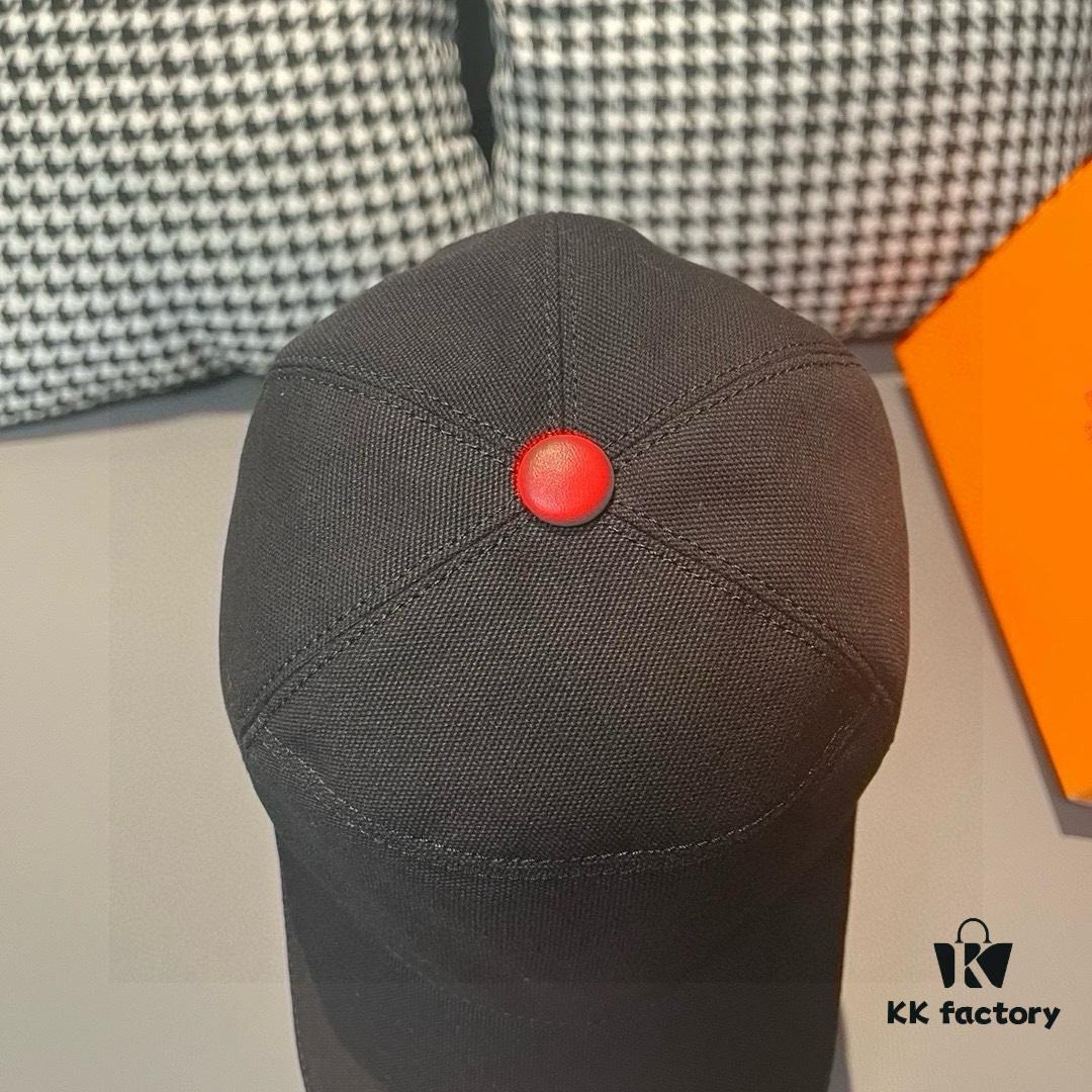 Box and Cloth Bag Included, HERMÈS Original Design Baseball Cap, Classic H Logo, Authentic Mold Custom Made, Premium Breathable Canvas Fabric with Top Grain Leather, Original Factory Stainless Steel Adjustable Buckle, Exquisite Craftsmanship, Stylish and High Quality