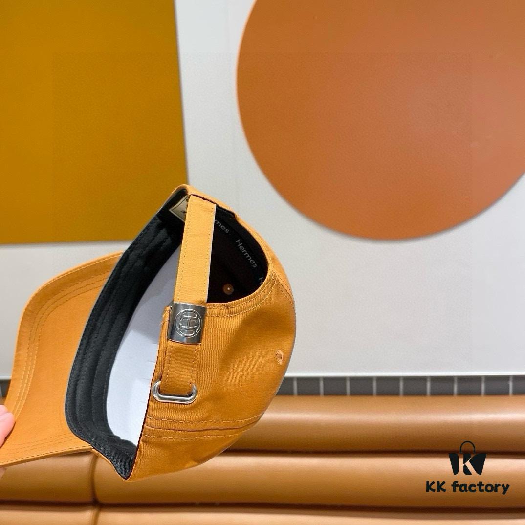New Arrival HERMÈS Latest Original Quality Baseball Cap, Color-Block H Design, Premium Craftsmanship with Authentic Molded Customization, Original Breathable Canvas Fabric and Factory Stainless Steel Adjustable Buckle, Exquisitely Made, Stylish and High-Quality