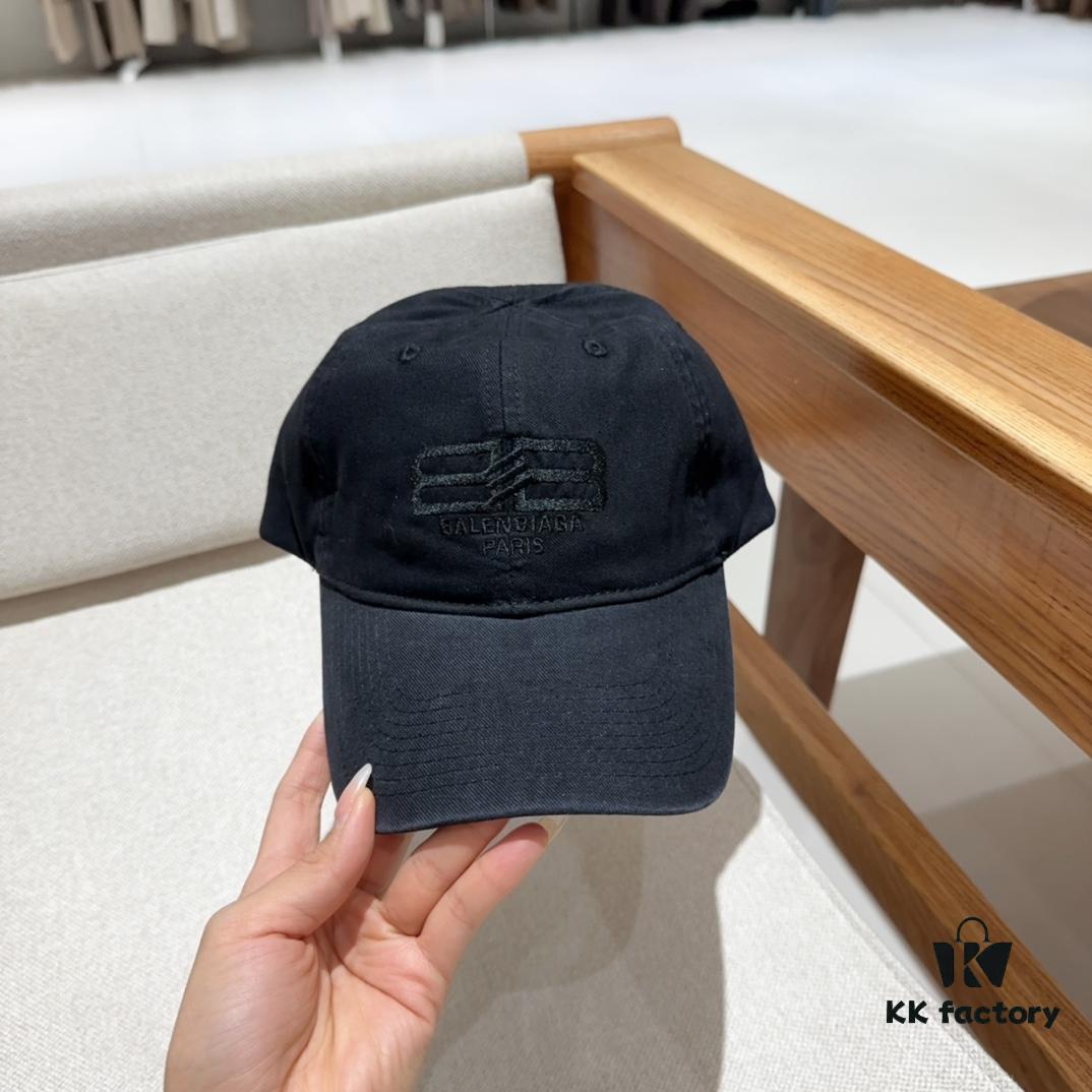 BALENCIAGA Spring New Arrival Stylish Baseball Cap, Highly Breathable, Suitable for All Seasons