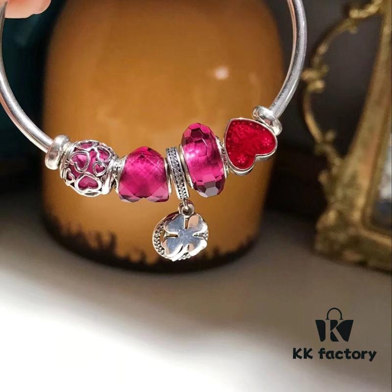 Pandora Enamel Red Clover New Arrival! Rose Red Faceted Glass, Heart-shaped Red Enamel, Sparkling Diamond Clover Pendant with Diamond-encrusted Open Bangle