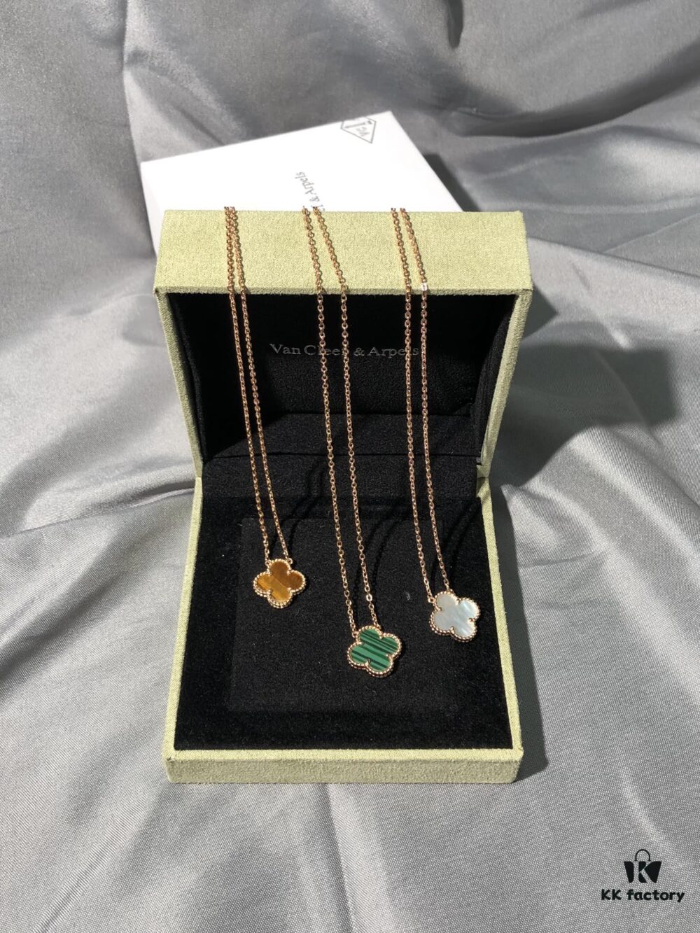 Necklace · Rose Gold Set: Malachite Clover / Tiger's Eye Clover / White Mother of Pearl Clover