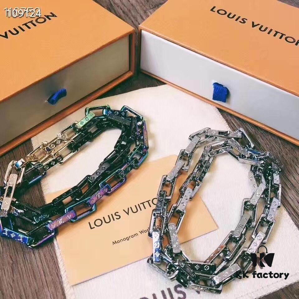 Louis Vuitton LV Monogram Tempered Silver Necklace