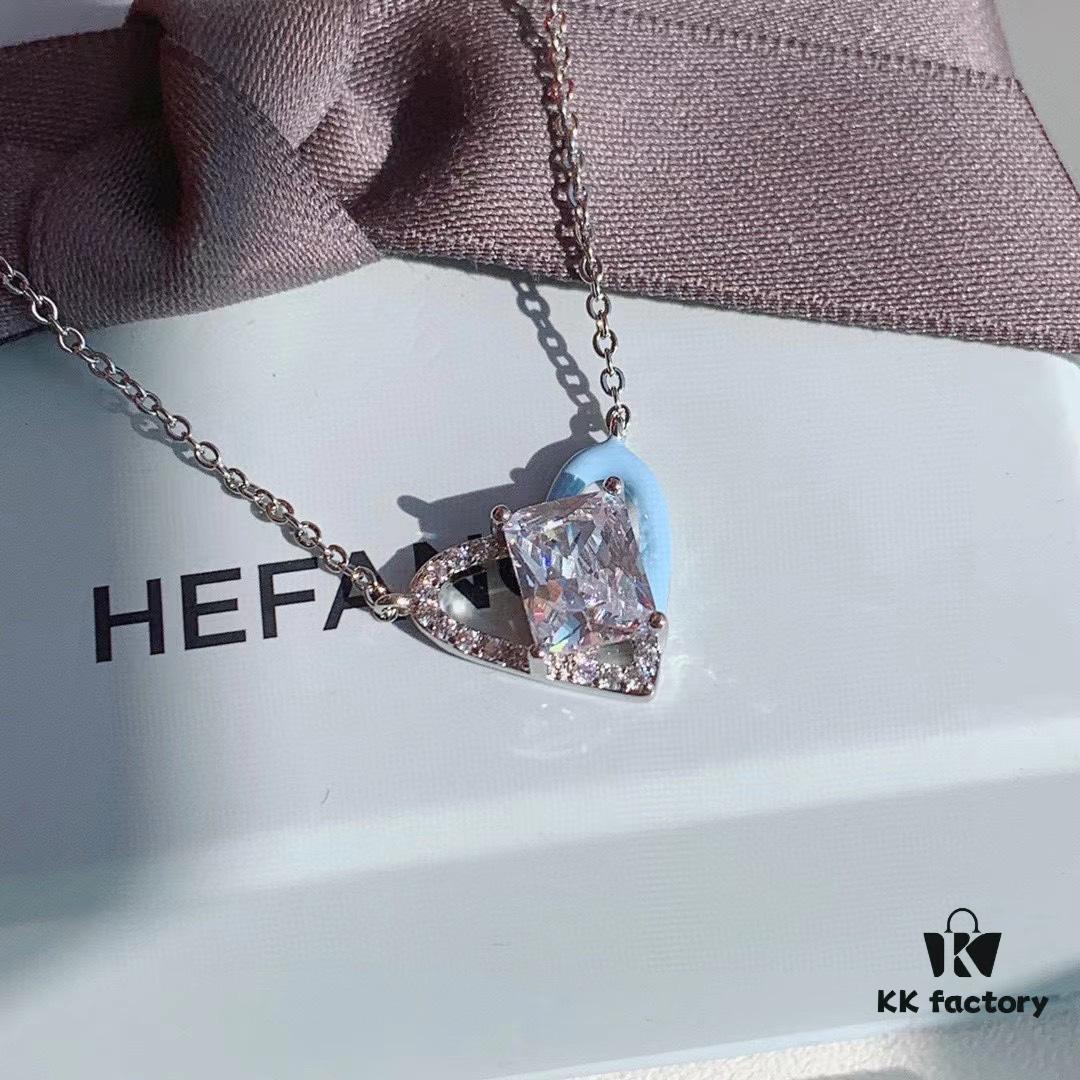 HeFang Jewelry Official New Arrival Barbie 'Ice Blue Sweetheart' Necklace, Heart-shaped Mini Ice Crystal Elegant Collar Chain