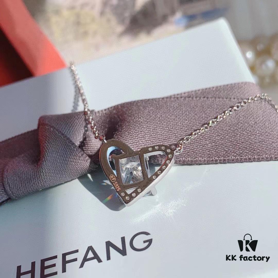 HeFang Jewelry Official New Arrival Barbie 'Ice Blue Sweetheart' Necklace, Heart-shaped Mini Ice Crystal Elegant Collar Chain