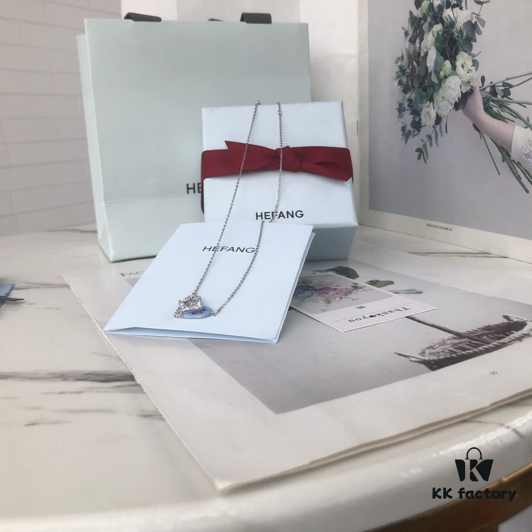 HEFANG Barbie Ice Blue Sweetheart Collarbone Necklace