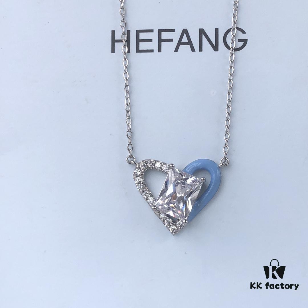 HEFANG Barbie Ice Blue Sweetheart Collarbone Necklace
