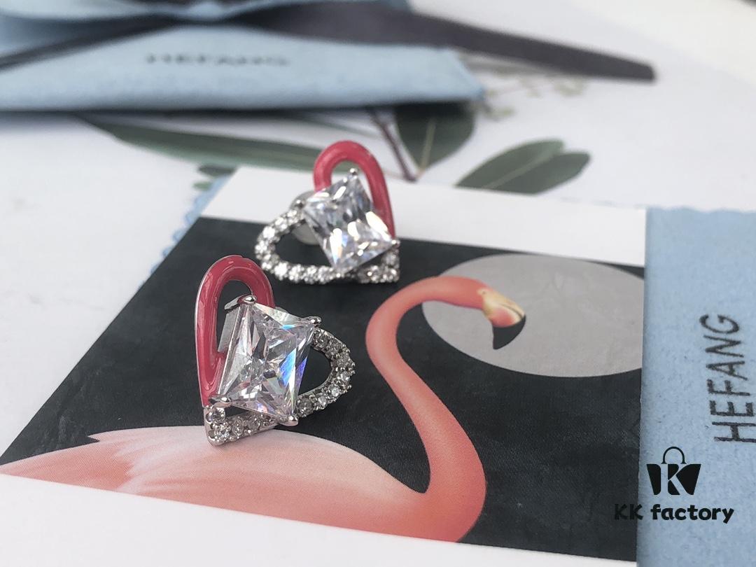 HEFANG Barbie Sweetheart Earrings in Barbie Pink