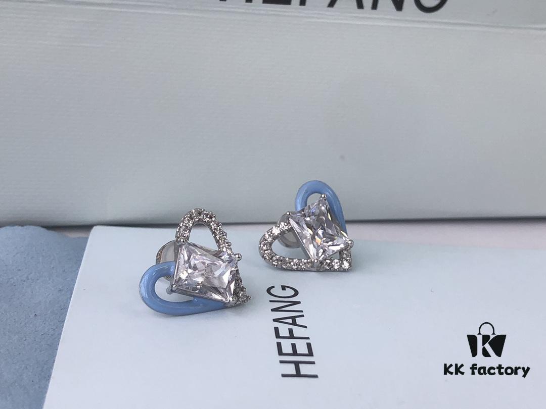 HEFANG Barbie Sweetheart Earrings in Blue