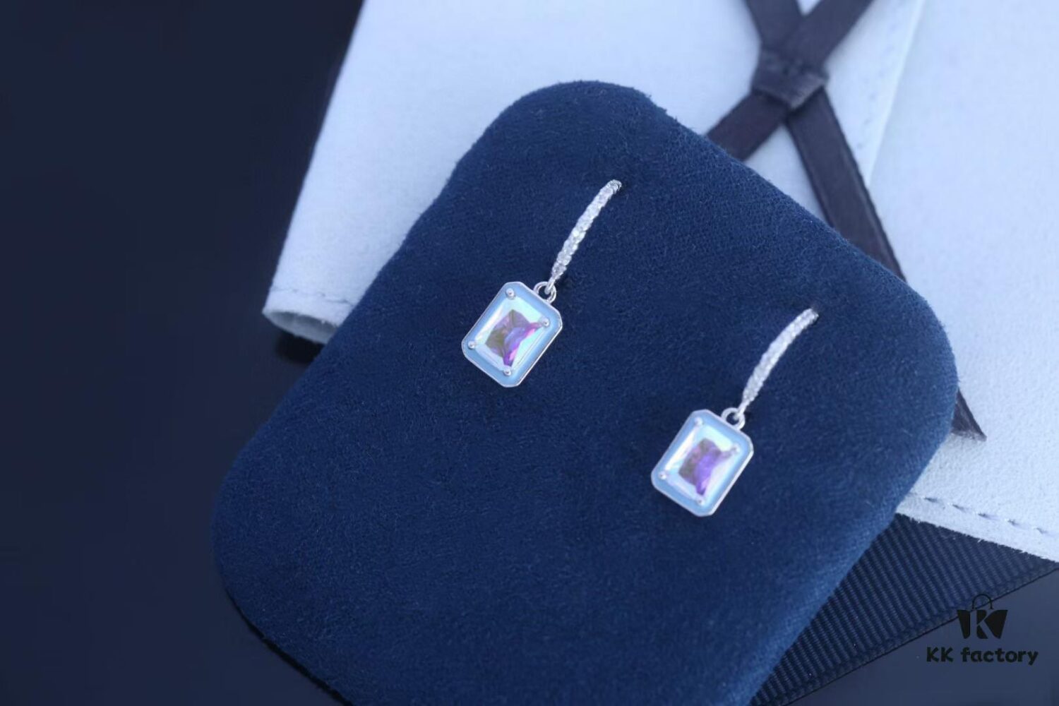 Elegant Aurora Stone Pendant with Sky Blue Low-Temperature Enamel and Micro-Paved Zirconia