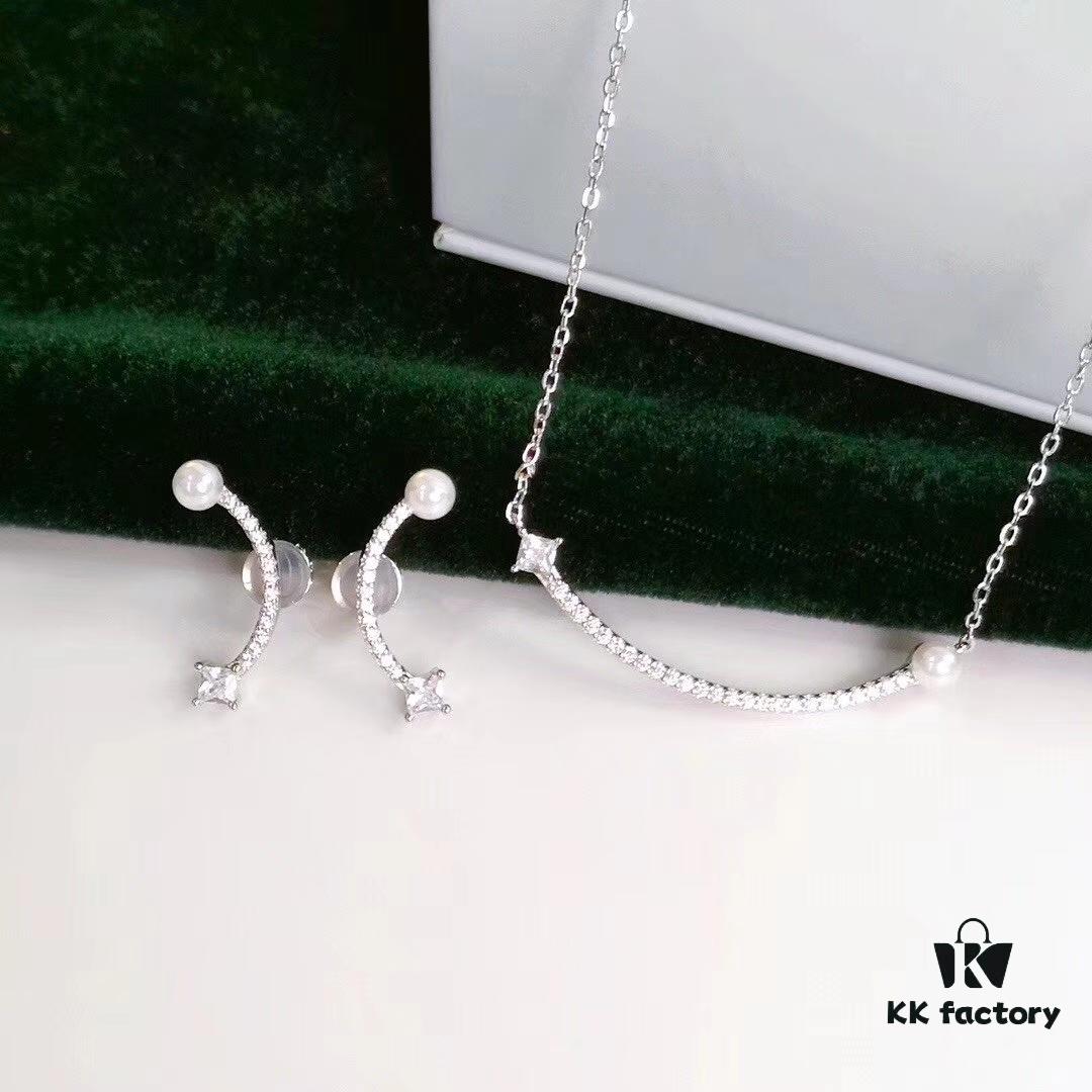 Hefang 925 Sterling Silver Balance Series Pearl Smile Stud Earrings