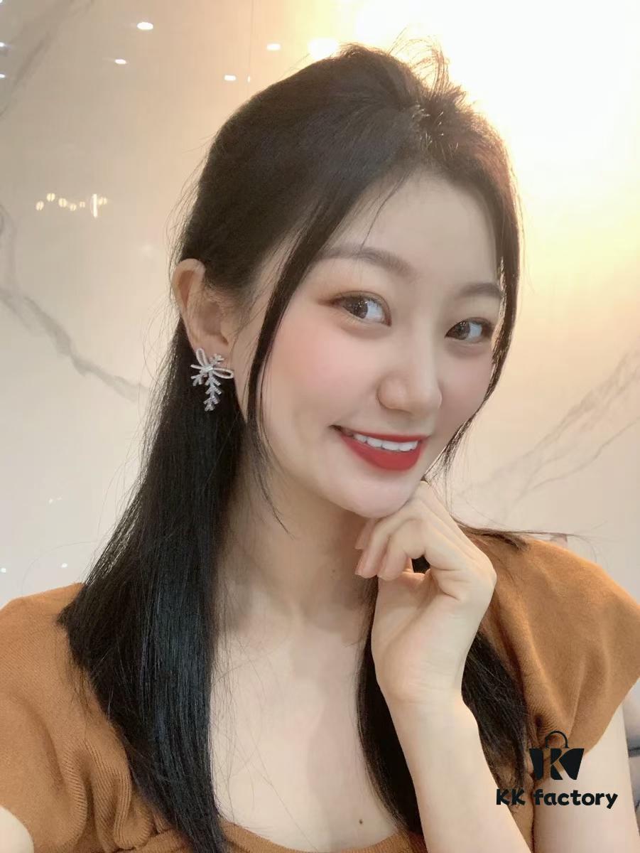 HEFANG Jewelry Ribbon First Snow Earrings, Same Style as Zhou Jieqiong