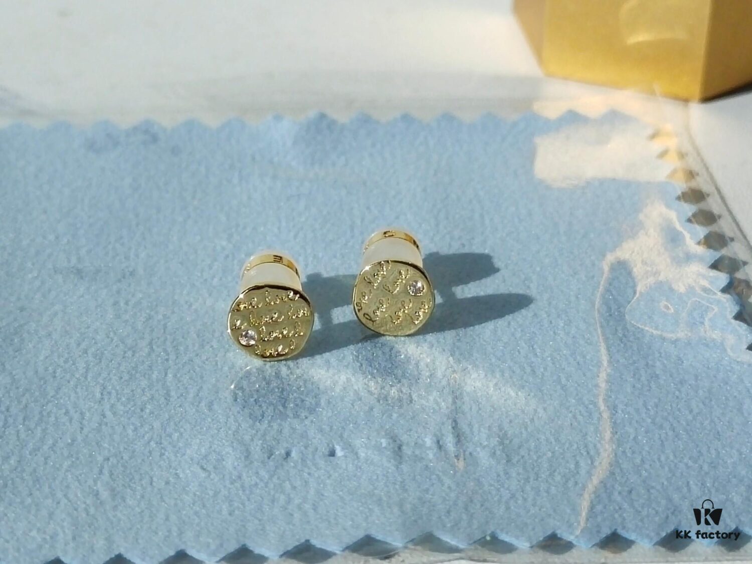 HEFANG x Peter Rabbit Confession Cookie Stud Earrings