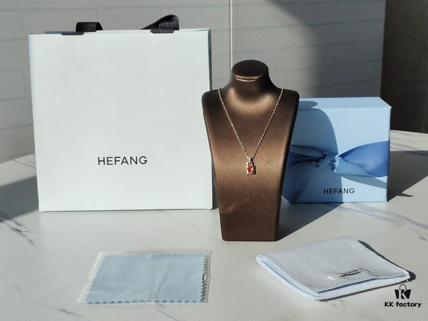 HEFANG He Fang Bidetu Declaration Lock Necklace