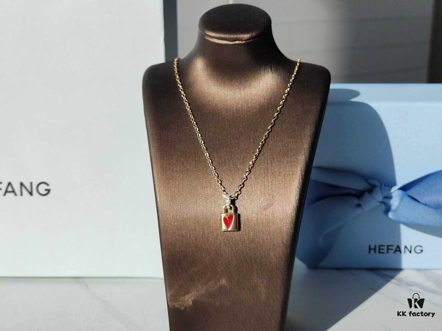 HEFANG He Fang Bidetu Declaration Lock Necklace