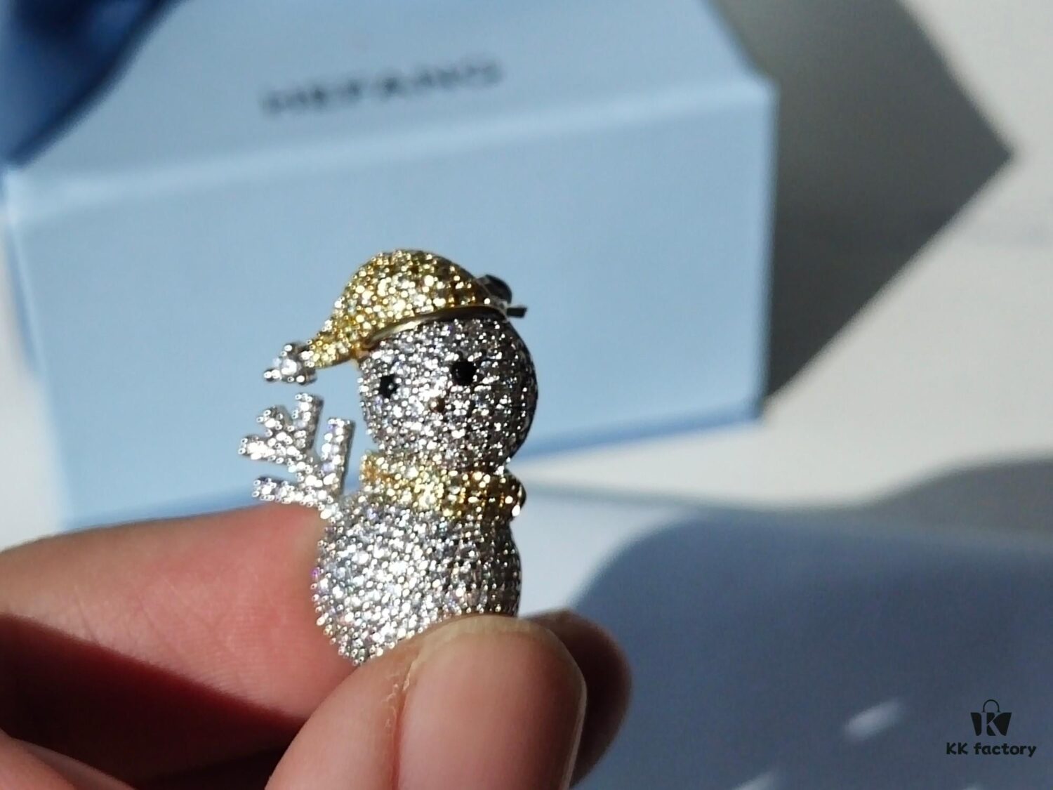 HEFANG Jewelry Gilded Snowman Brooch