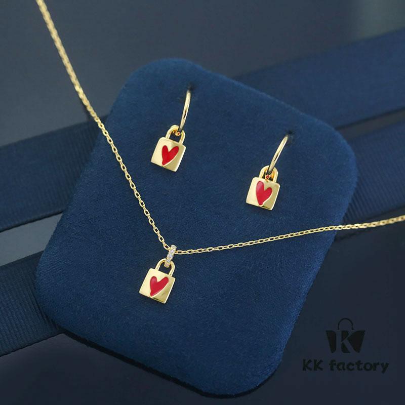 Rabbit Year New Arrival] HEFANG He Fang Bidet Rabbit Confession 925 Sterling Silver Small Square Lock Necklace, Sweater Chain