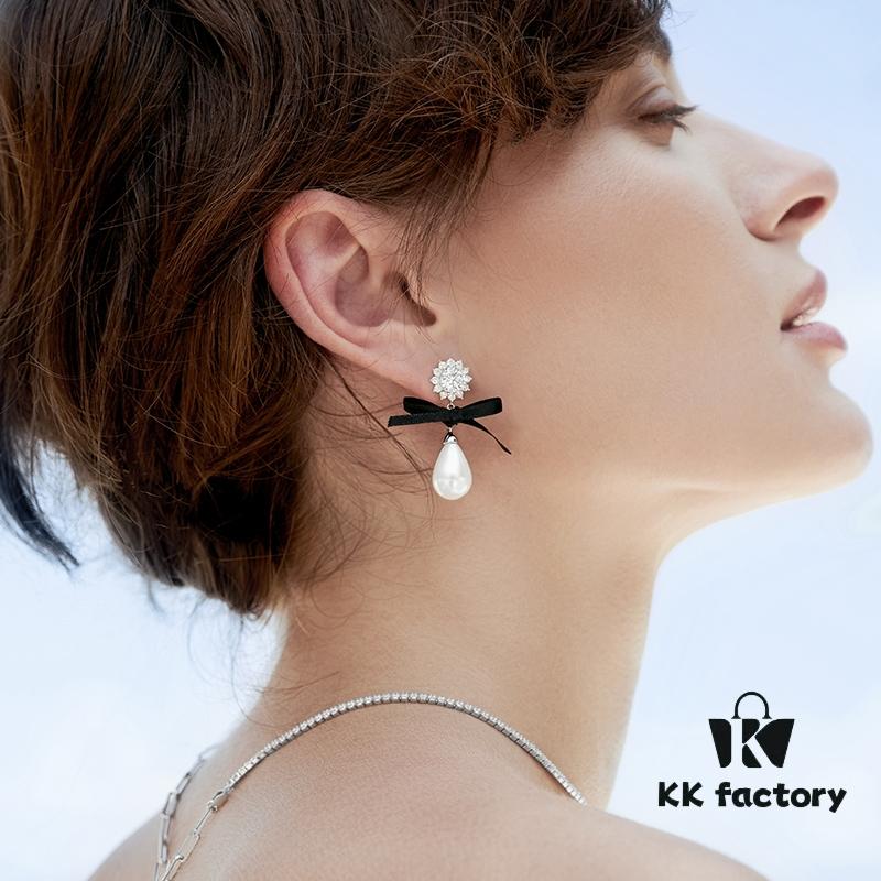 He Fang Bow Silk Ribbon Earrings, Same Style as Yang Mi