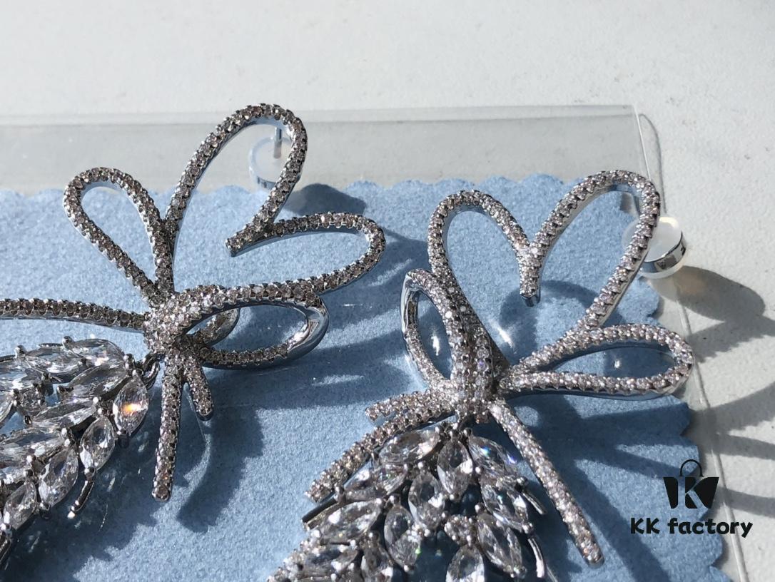 HEFANG Jewelry Love Heart Wheat Tassel Earrings