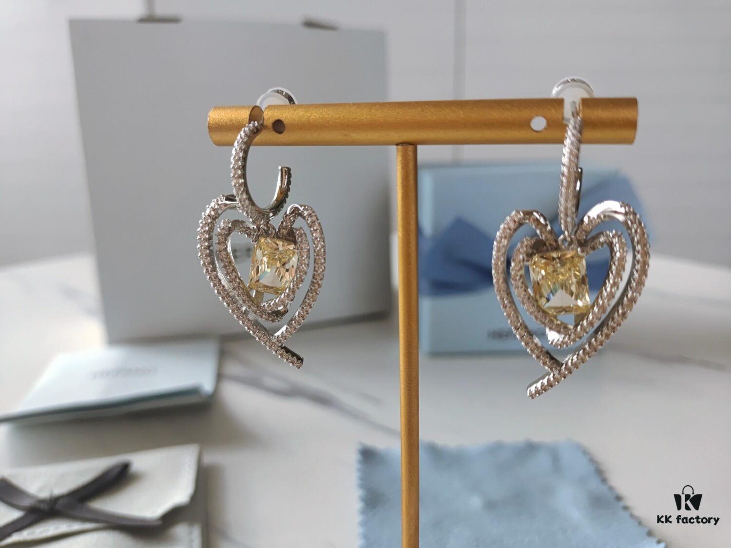 HEFANG Jewelry - Declaration Cube Earrings