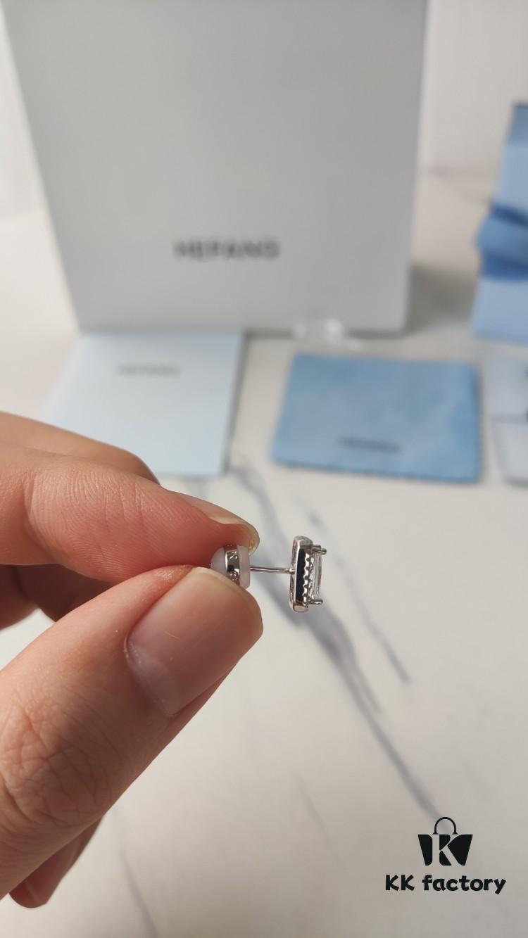 HEFANG Jewelry Shiny Cube Stud Earrings