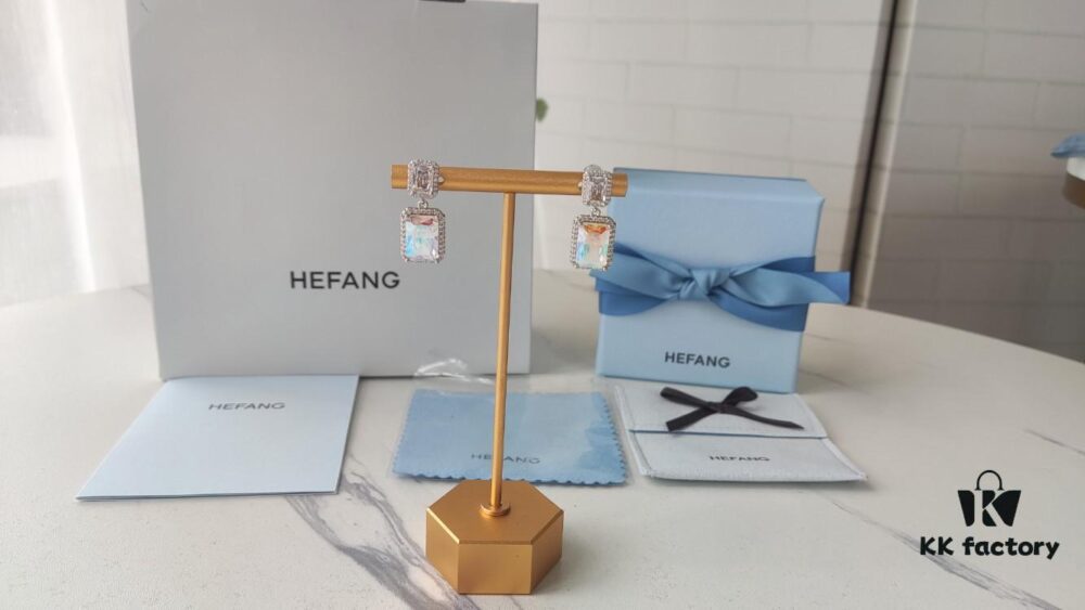 HEFANG Aurora Sugar Cube Earrings