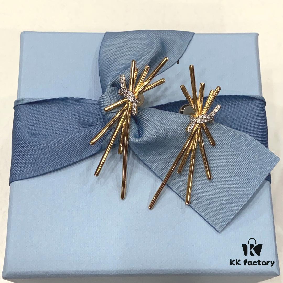 He Fang Spaghetti Earrings