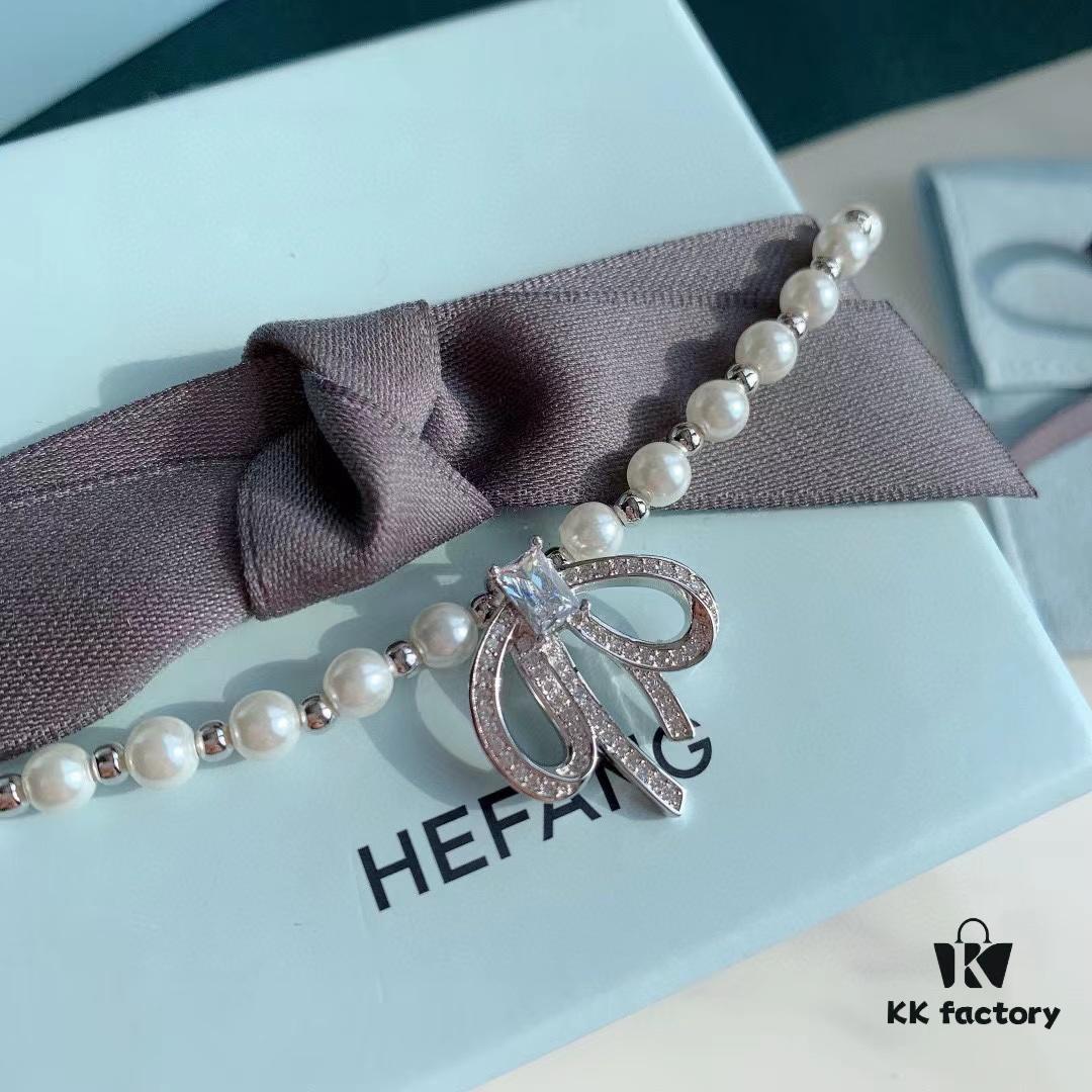 HeFang Jewelry Elizabeth Necklace - Bow Pendant Luxury Wedding Collar Chain, 42cm Adjustable