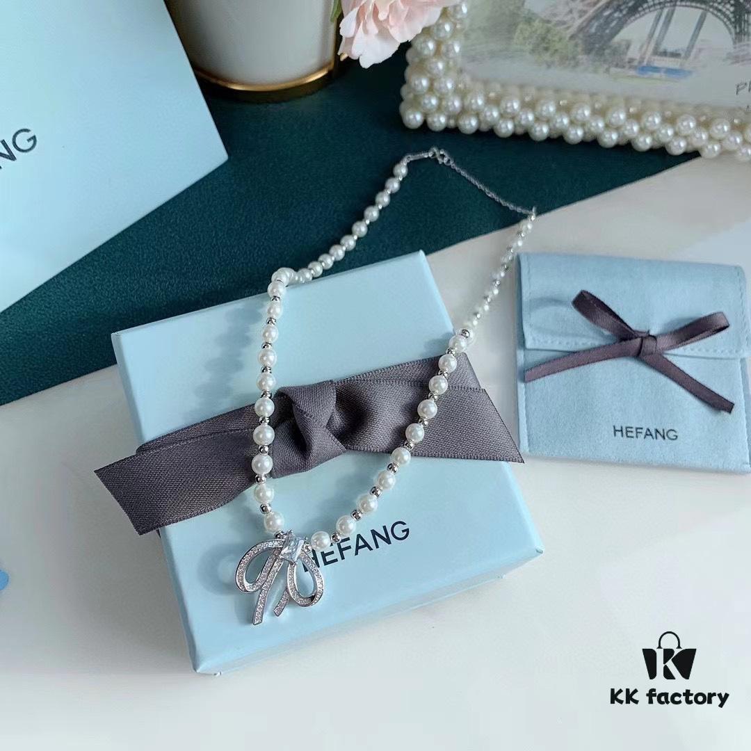 HeFang Jewelry Elizabeth Necklace - Bow Pendant Luxury Wedding Collar Chain, 42cm Adjustable