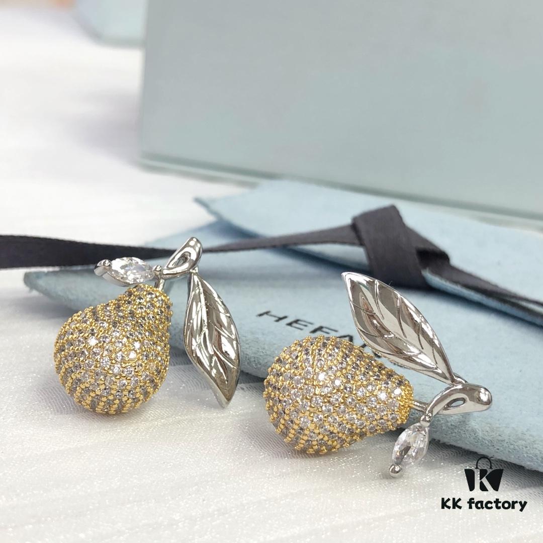 HEFANF Jewelry - Pear Stud Earrings