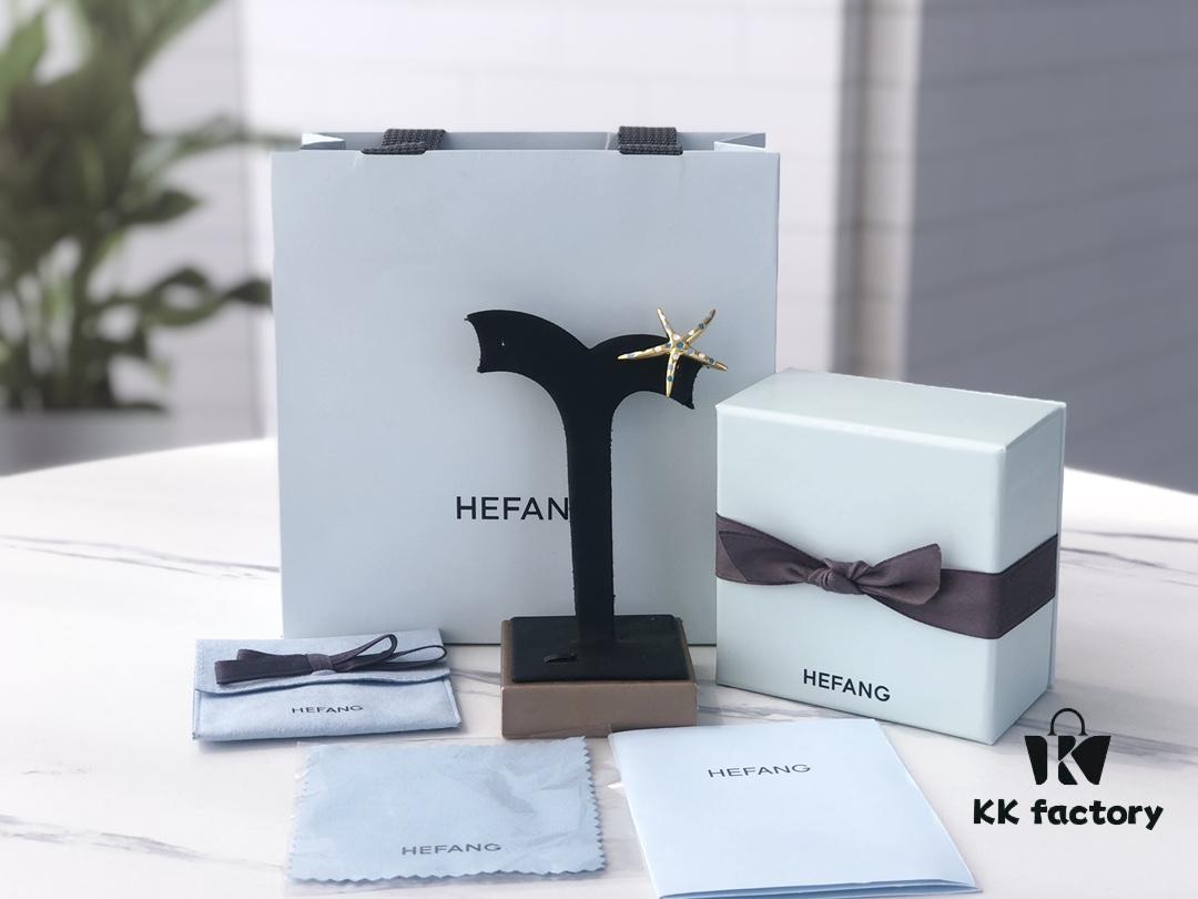 HEFANG - Starfish Stud Earrings