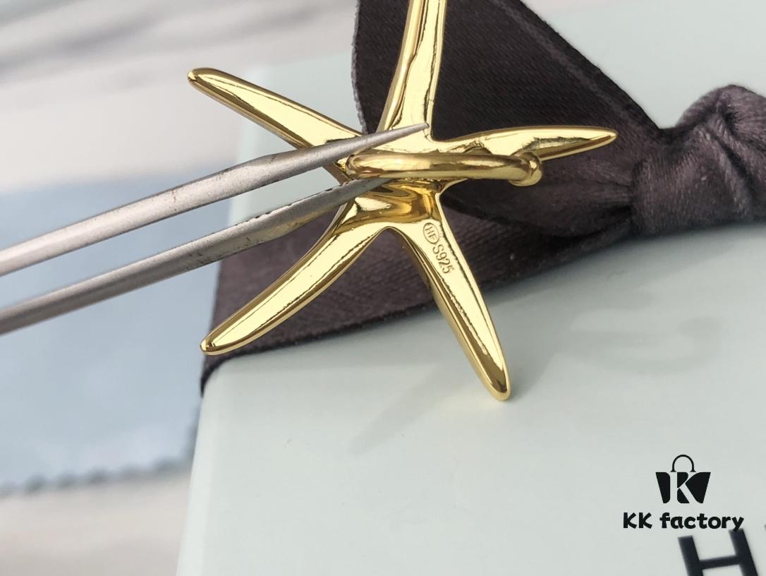 HEFANG - Starfish Stud Earrings