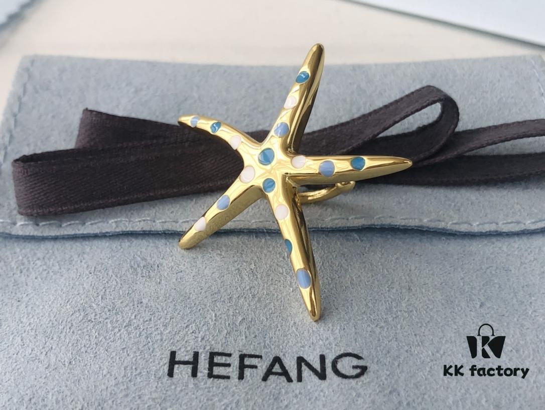 HEFANG - Starfish Stud Earrings