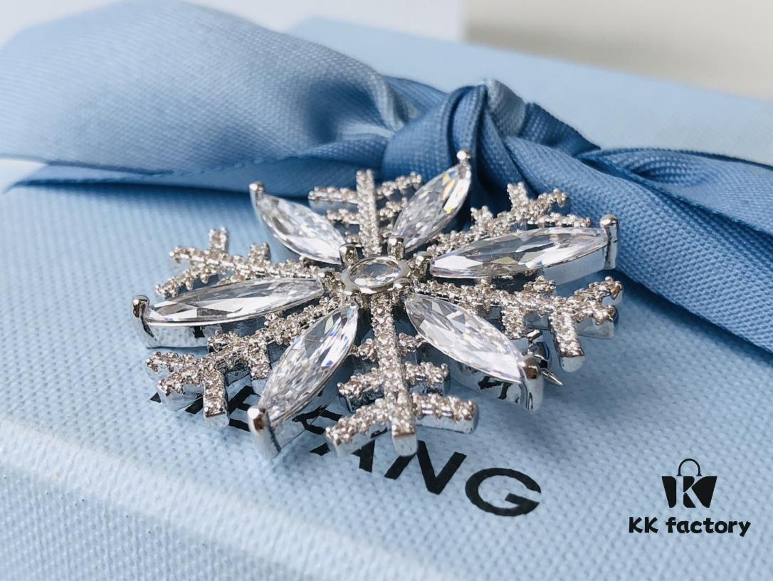 Hefang Frost Flower Brooch